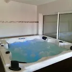 Chez Sophie, Avec Jacuzzi Et Salle Cinema Appartement Altviller