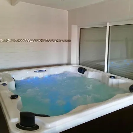 Chez Sophie, Avec Jacuzzi Et Salle Cinema Διαμέρισμα Altviller