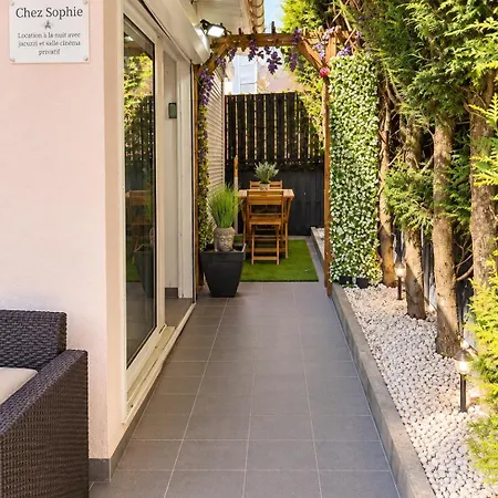 Chez Sophie, Avec Jacuzzi Et Salle Cinema Altviller